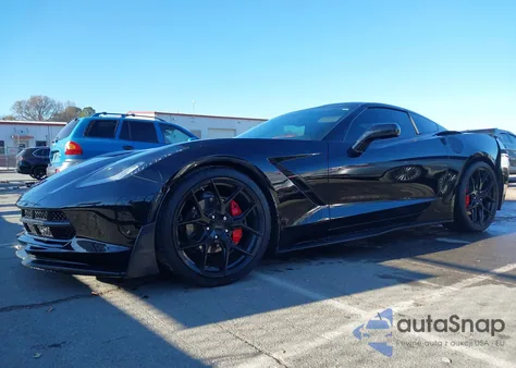 2017 Chevrolet Corvette Stingray из США, поврежденный, VIN 1G1YA2D75H5122170